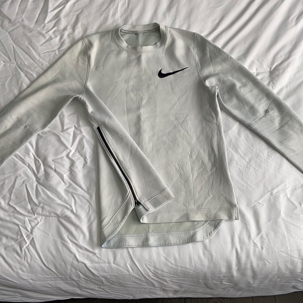 Nike Basketball Long Sleeve